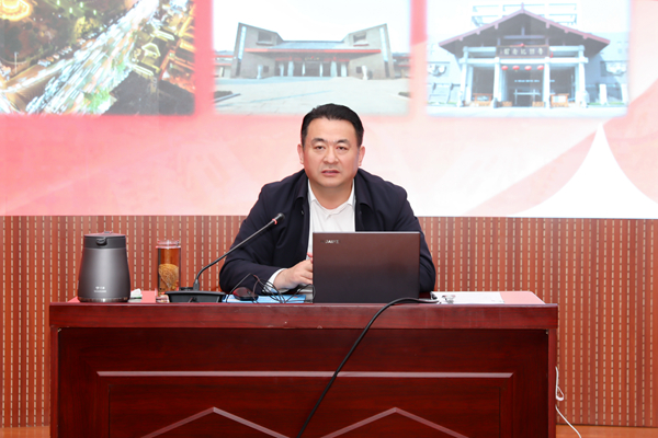 Neo_ 775f21de1a9ea84788fd207514d3a75a.jpg